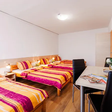 Hostel U Nadrazi *